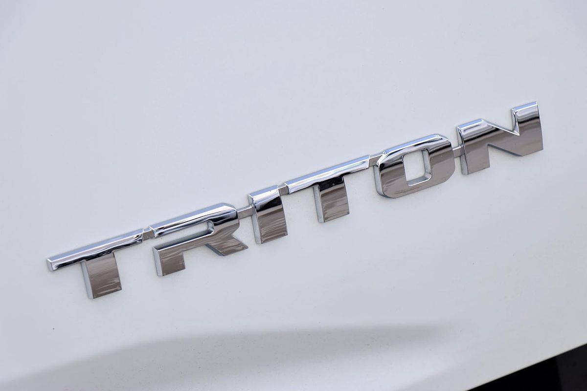 2024 Mitsubishi Triton GLX MV 4X4
