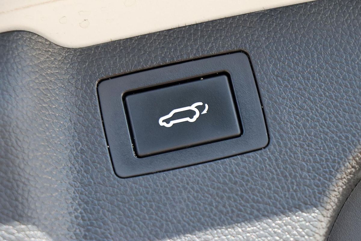 2015 Hyundai Santa Fe Highlander DM3 Series II