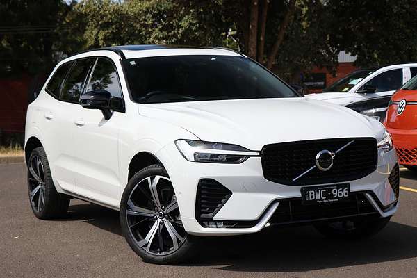 2021 Volvo XC60 B6 R-Design