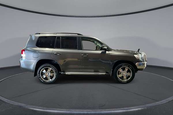 2020 Toyota Landcruiser GXL VDJ200R