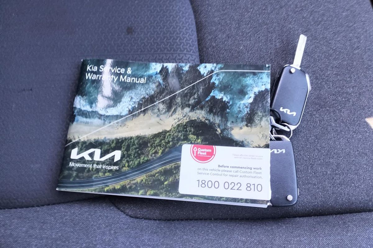 2021 Kia Carnival S KA4