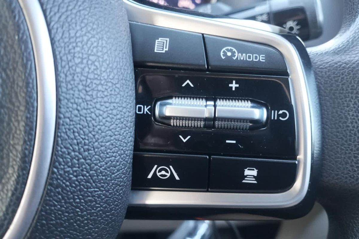2021 Kia Carnival S KA4