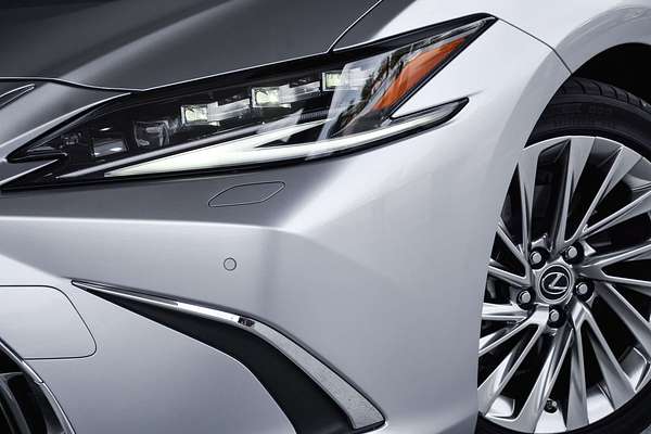 2023 Lexus ES ES300h Sports Luxury AXZH10R