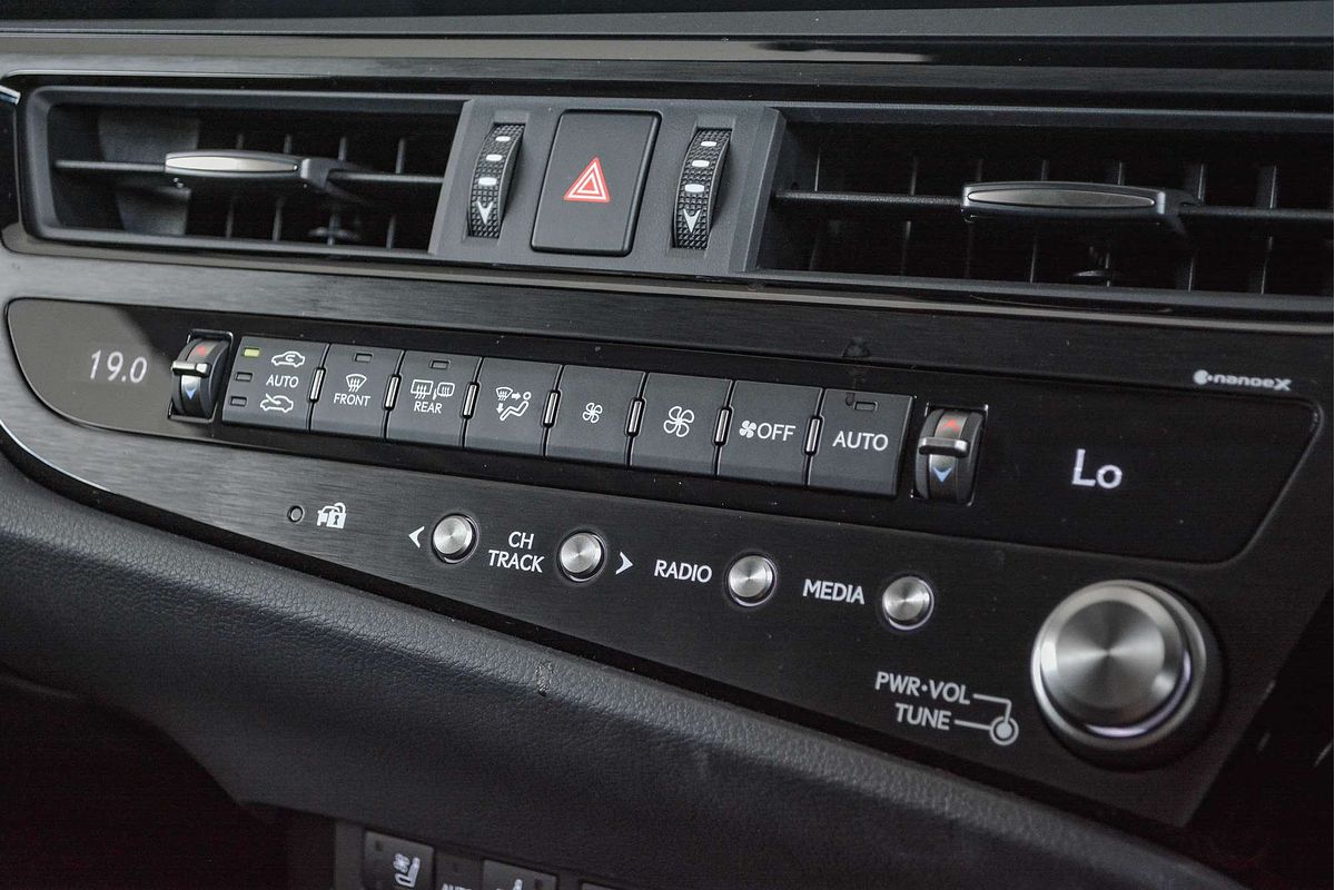2023 Lexus ES ES300h Sports Luxury AXZH10R