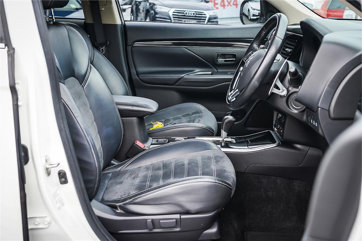 2018 Mitsubishi Outlander LS ZL