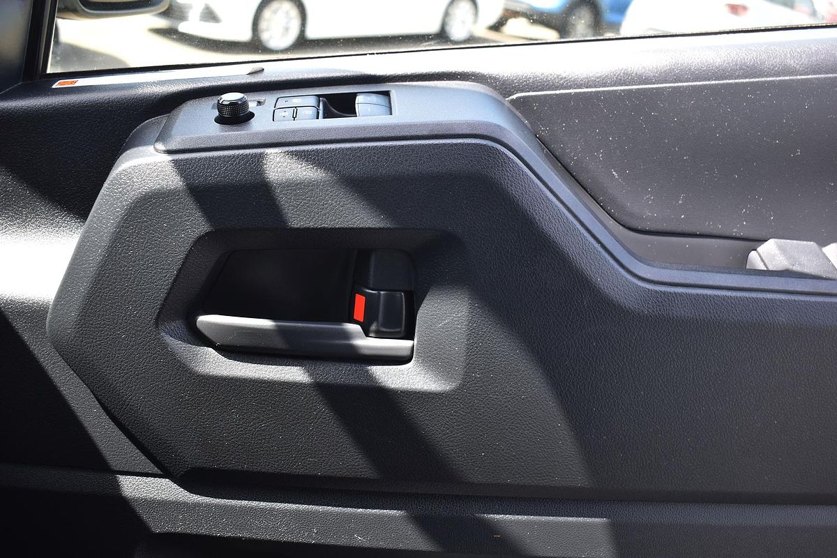 2022 Toyota Hiace GDH300R LWB