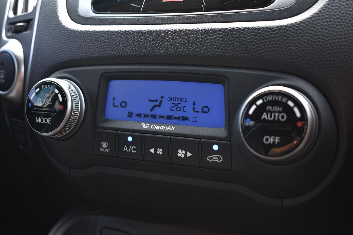 2013 Hyundai ix35 Highlander LM2