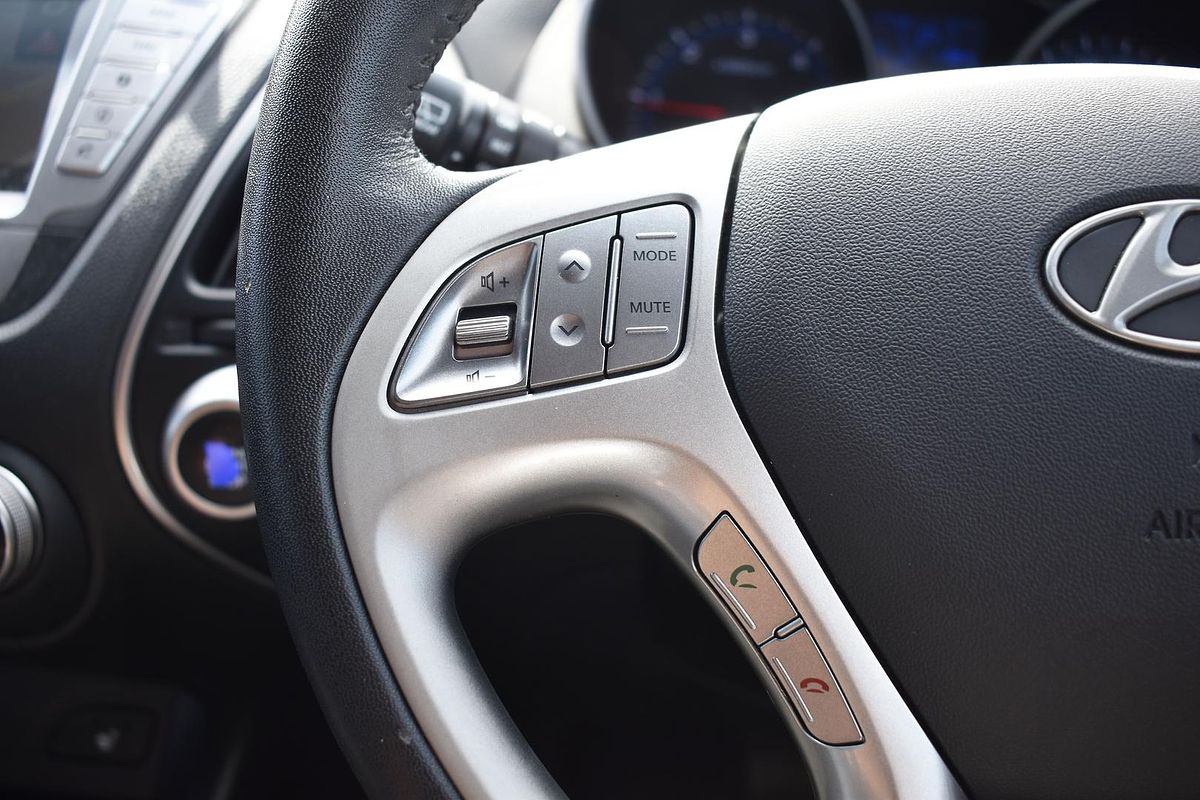 2013 Hyundai ix35 Highlander LM2