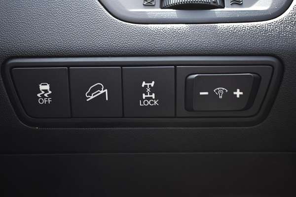 2013 Hyundai ix35 Highlander LM2