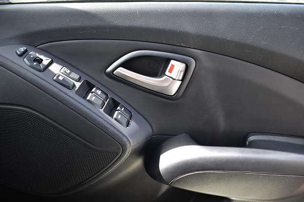 2013 Hyundai ix35 Highlander LM2