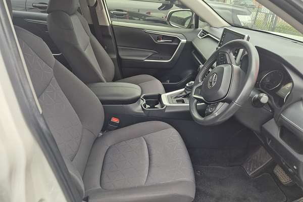 2021 Toyota RAV4 GXL AXAH52R