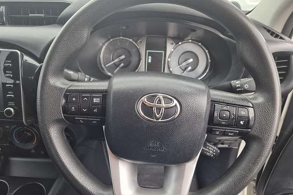 2020 Toyota Hilux SR GUN126R 4X4
