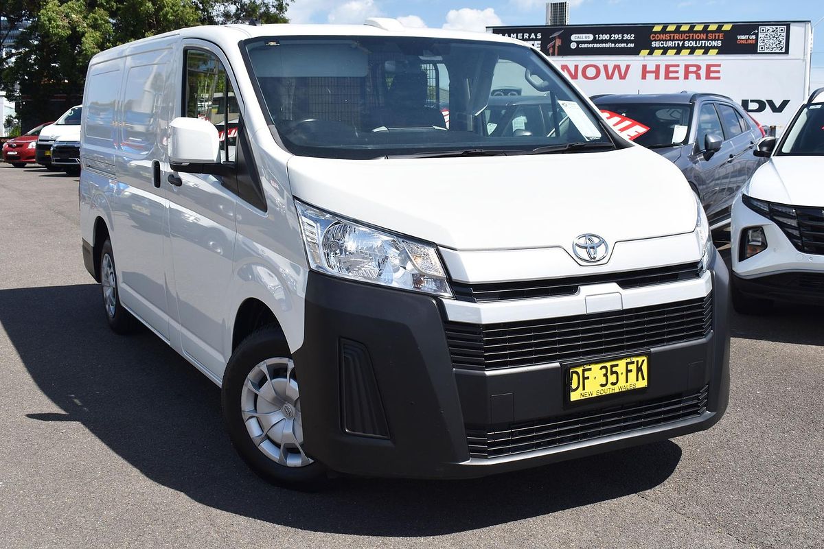 2022 Toyota Hiace GDH300R LWB
