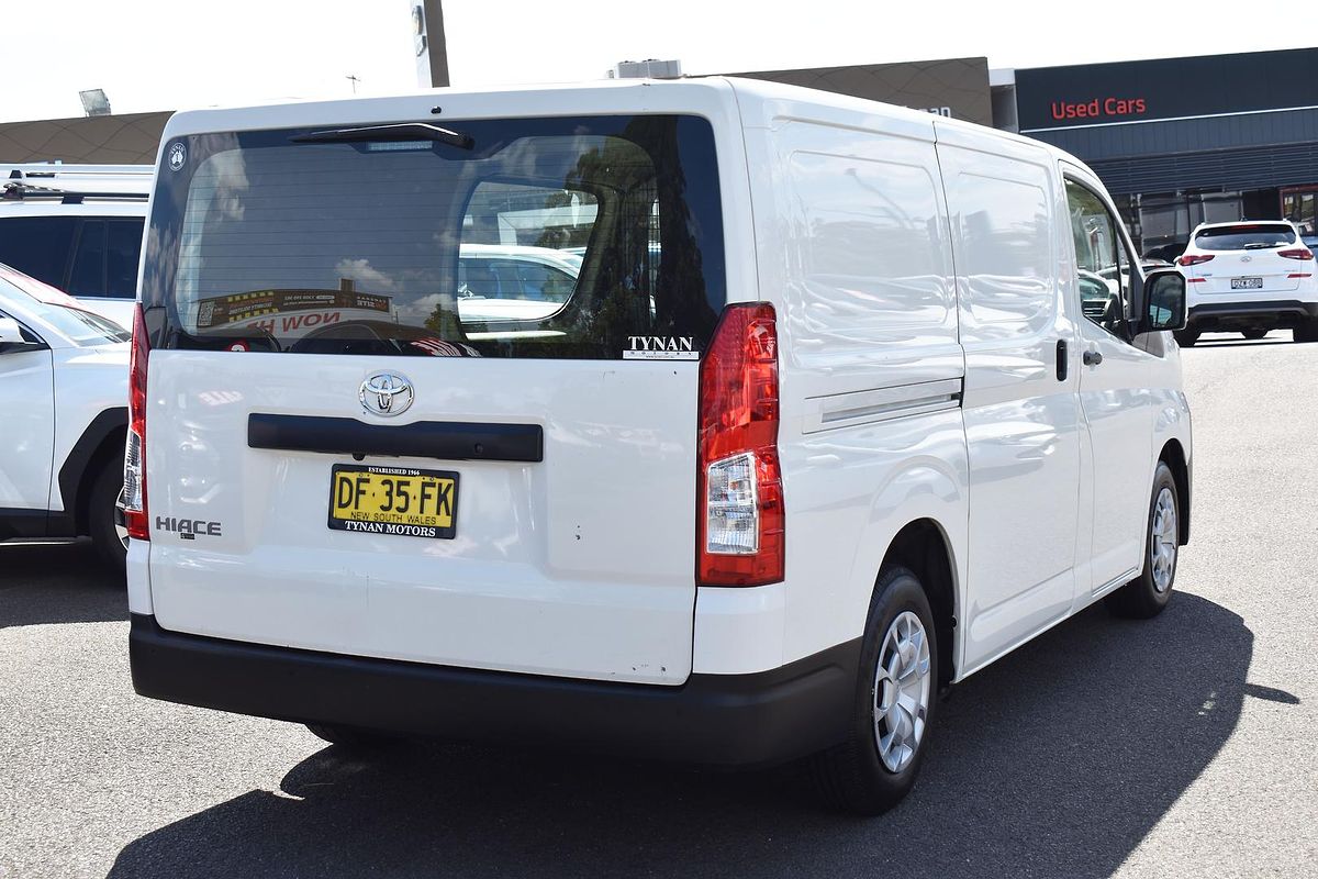 2022 Toyota Hiace GDH300R LWB