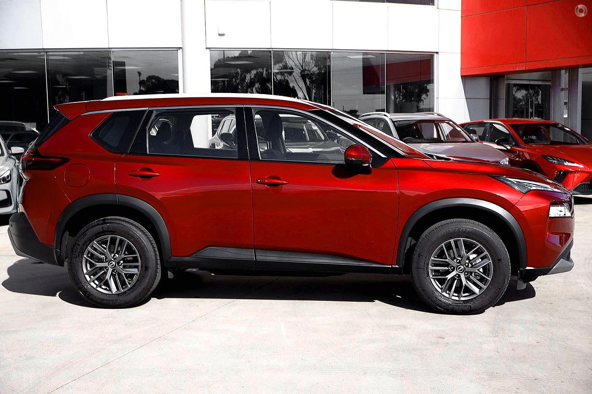 2024 Nissan X-TRAIL ST T33