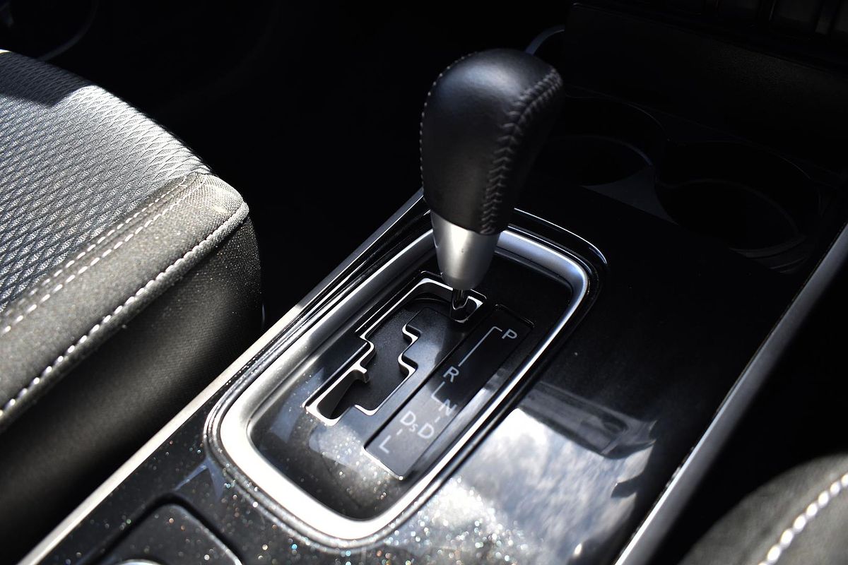 2019 Mitsubishi Outlander LS ZL