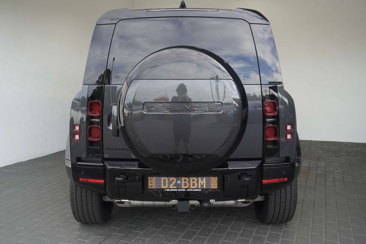 2024 Land Rover Defender 110 P400 X-Dynamic HSE L663
