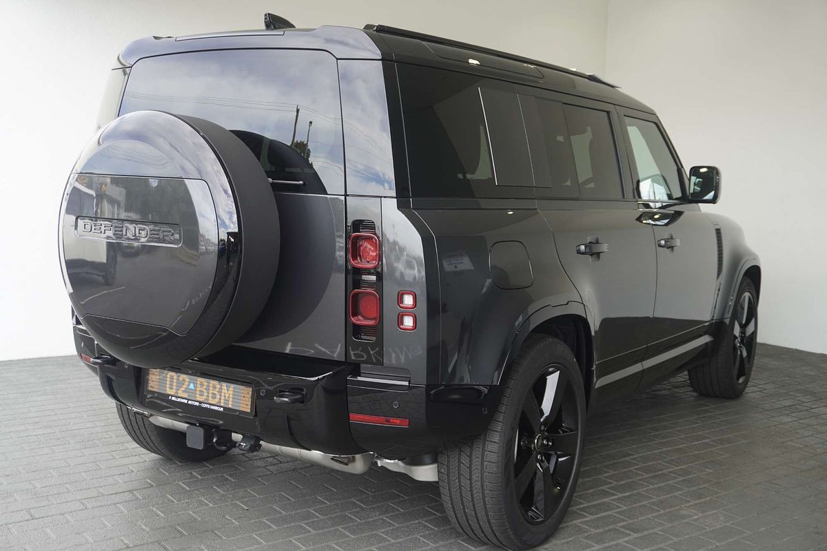 2024 Land Rover Defender 110 P400 X-Dynamic HSE L663