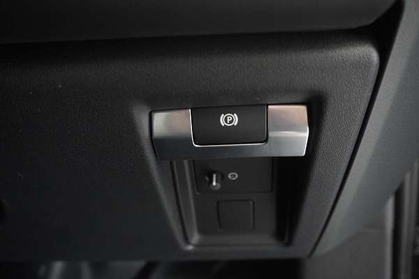 2024 Land Rover Defender 110 P400 X-Dynamic HSE L663