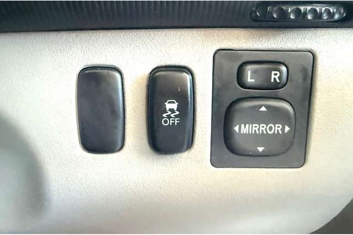 2015 Mitsubishi Triton GLX MN 4X4