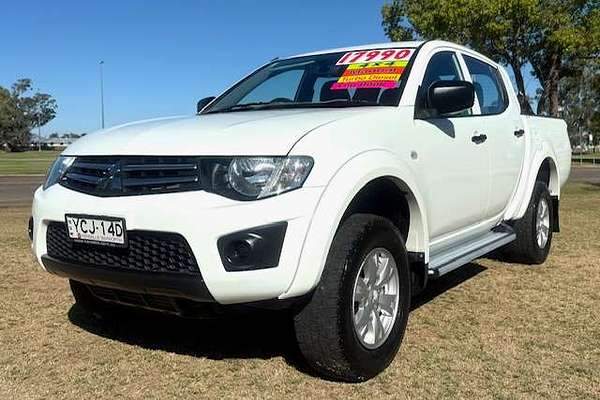 2015 Mitsubishi Triton GLX MN 4X4