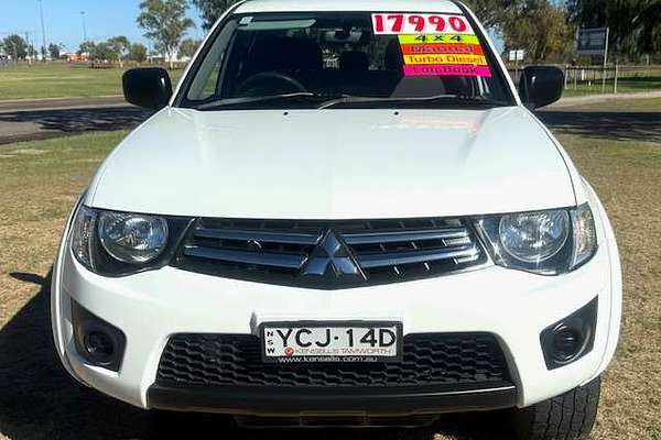 2015 Mitsubishi Triton GLX MN 4X4