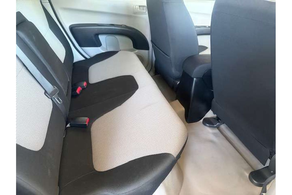 2015 Mitsubishi Triton GLX MN 4X4