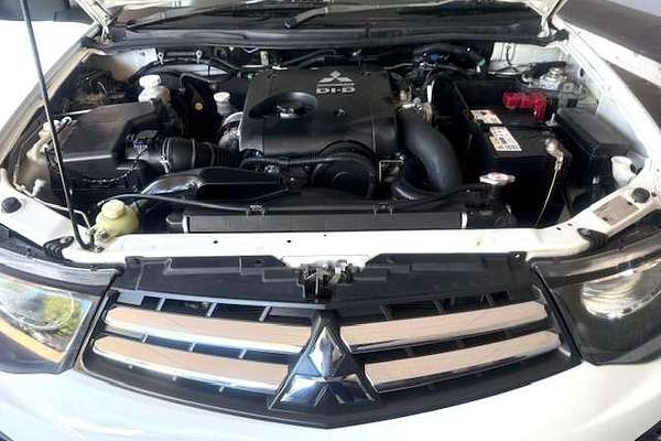 2015 Mitsubishi Triton GLX MN 4X4