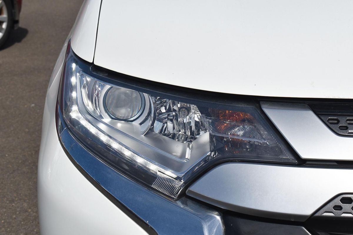 2021 Mitsubishi Outlander ES ZL