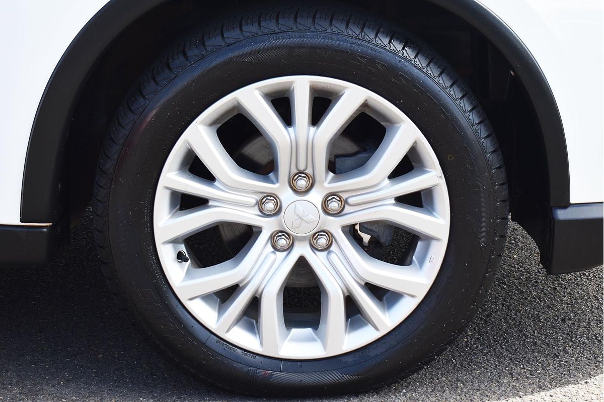 2021 Mitsubishi Outlander ES ZL
