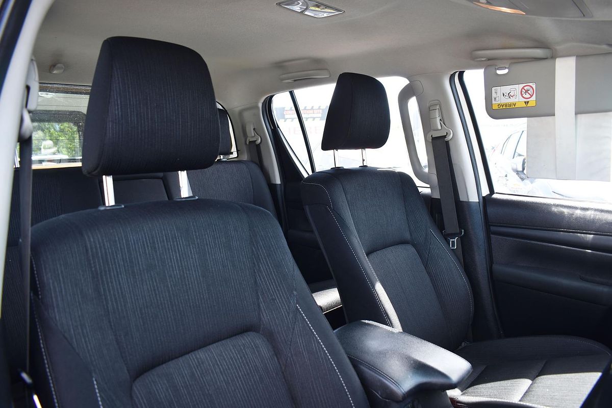 2021 Toyota Hilux SR GUN126R 4X4
