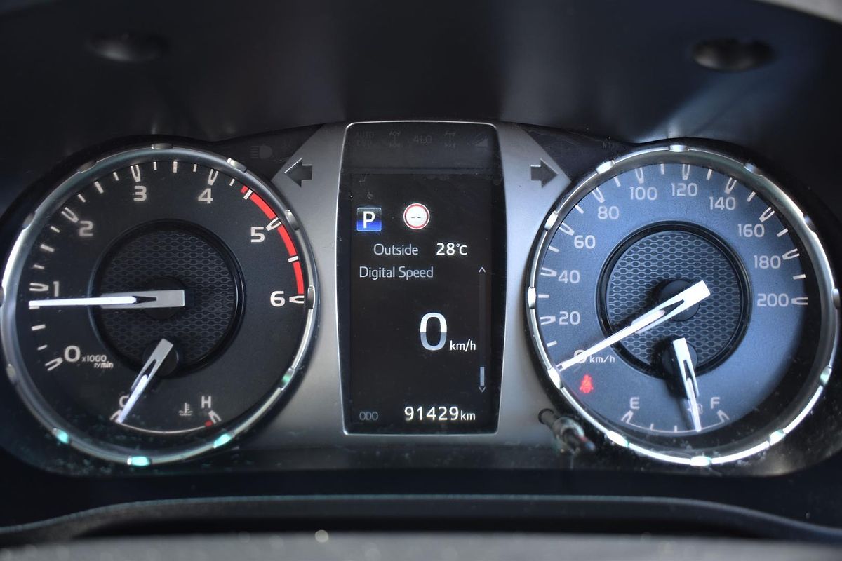 2021 Toyota Hilux SR GUN126R 4X4