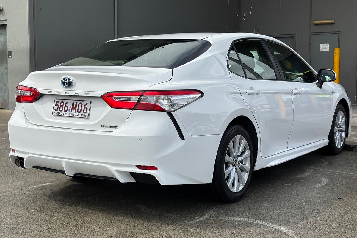 2020 Toyota Camry Ascent Sport