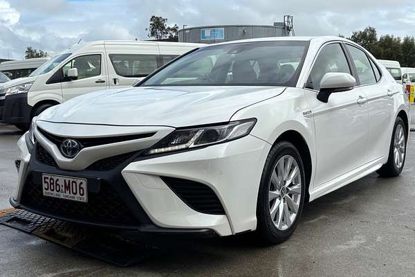 2020 Toyota Camry Ascent Sport