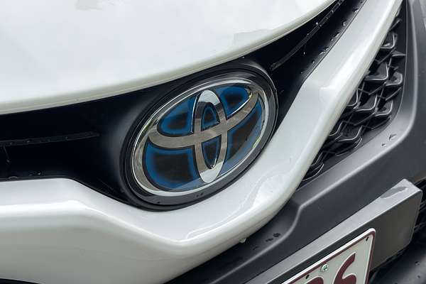 2020 Toyota Camry Ascent Sport