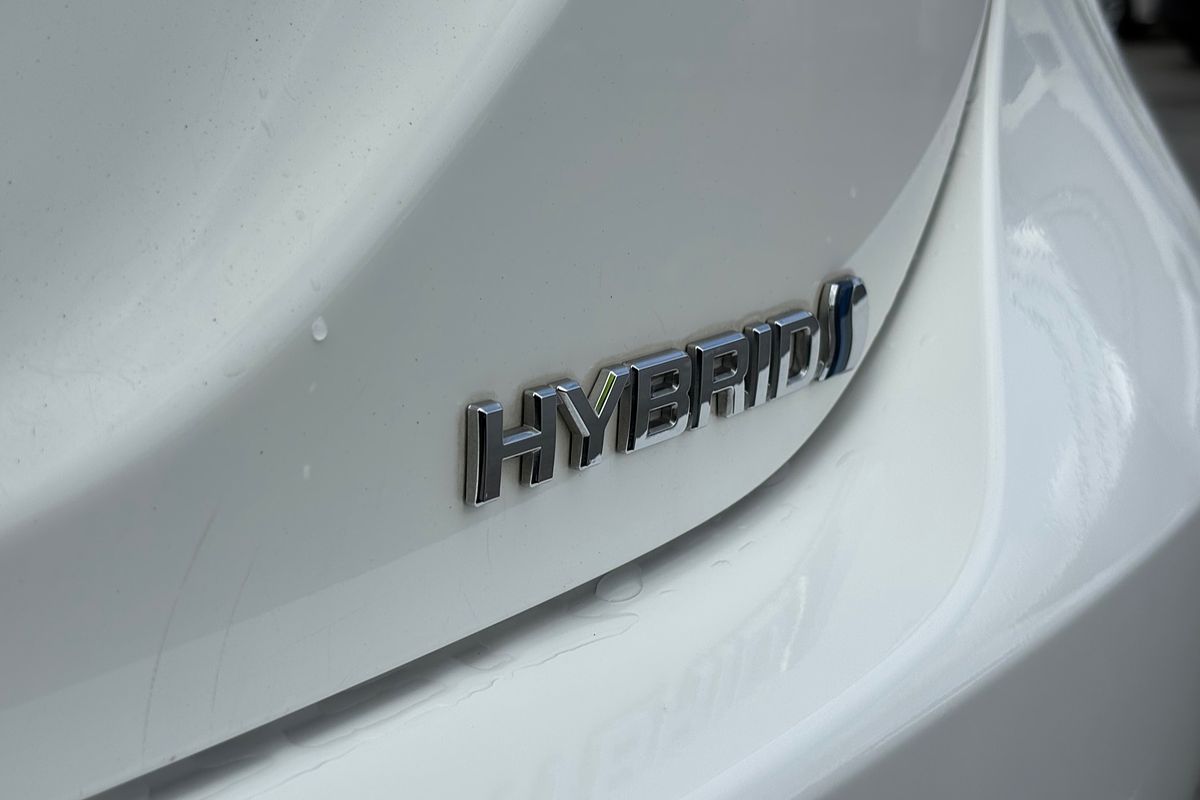 2020 Toyota Camry Ascent Sport