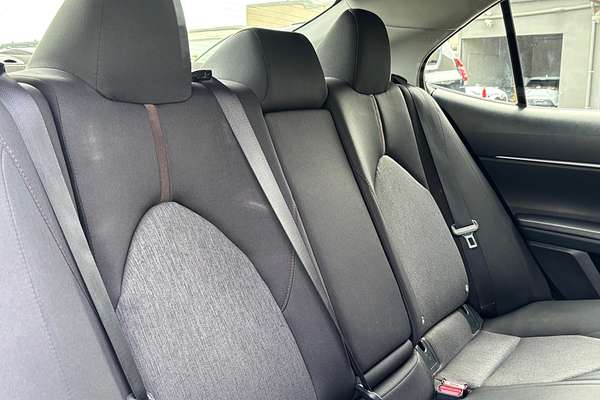 2020 Toyota Camry Ascent Sport
