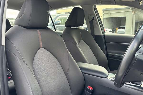 2020 Toyota Camry Ascent Sport