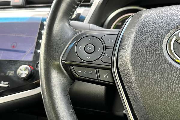 2020 Toyota Camry Ascent Sport