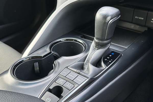 2020 Toyota Camry Ascent Sport
