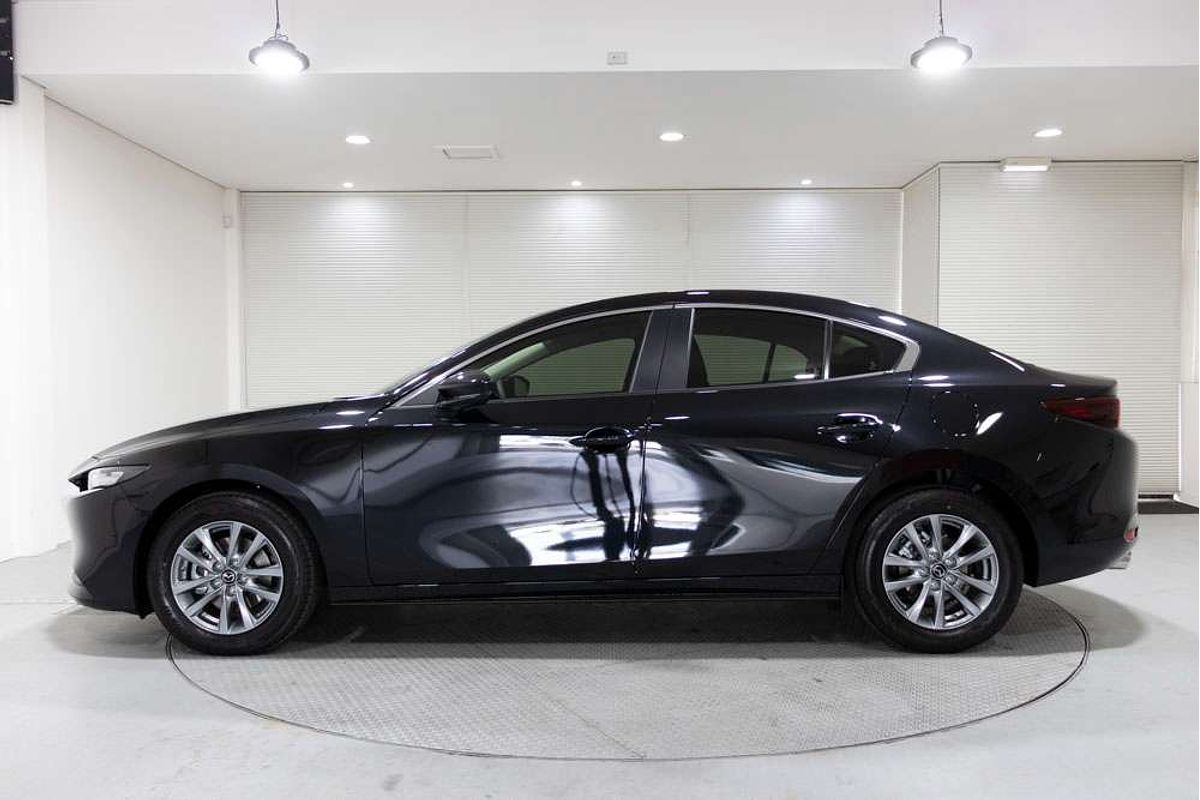 MAZDA3 R 6AUTO SEDAN G20 PURE