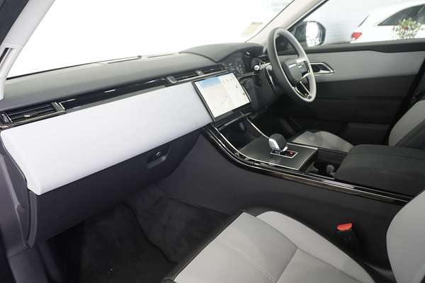 2024 Land Rover Range Rover Velar P250 Dynamic SE L560