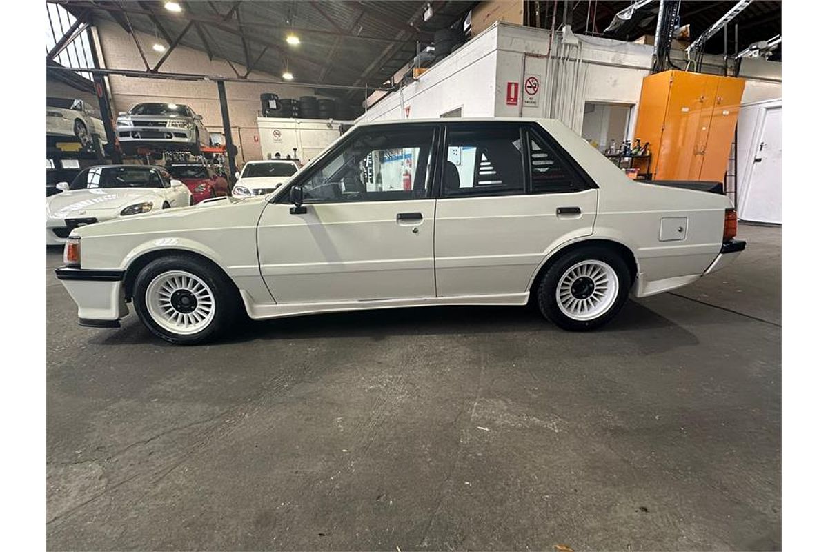 1987 Mitsubishi LANCER EX GSR TURBO GSR TURBO A175A