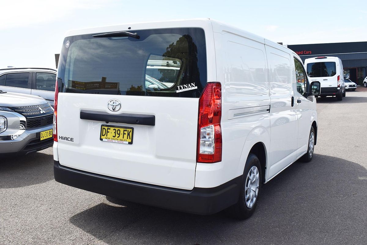 2022 Toyota Hiace GDH300R LWB