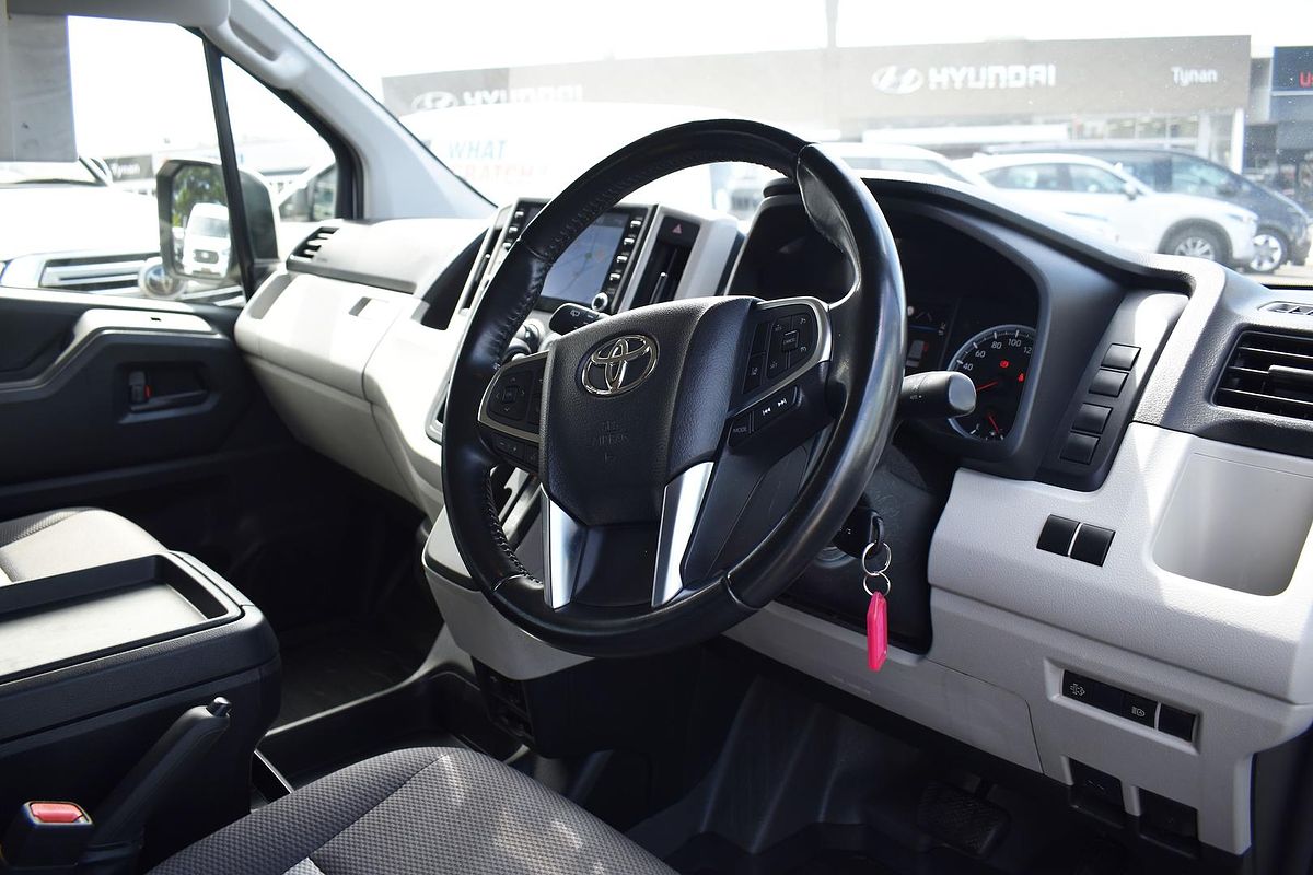 2022 Toyota Hiace GDH300R LWB