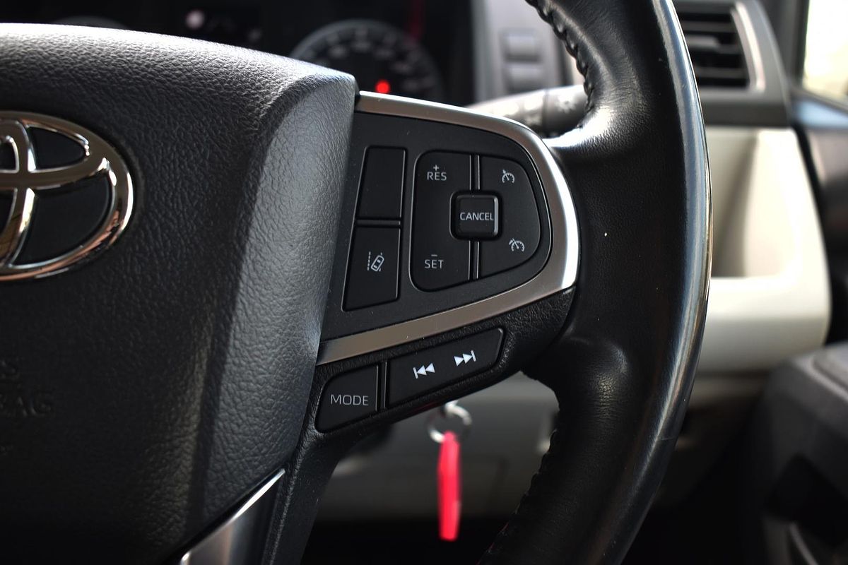 2022 Toyota Hiace GDH300R LWB