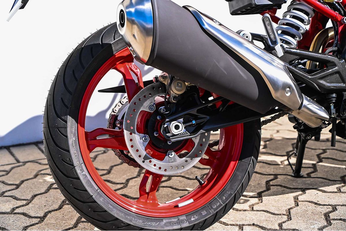 2024 BMW Motorcycles G SERIES
