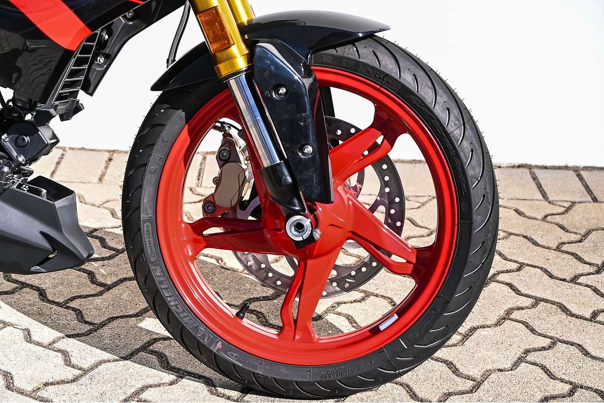 2024 BMW Motorcycles G SERIES