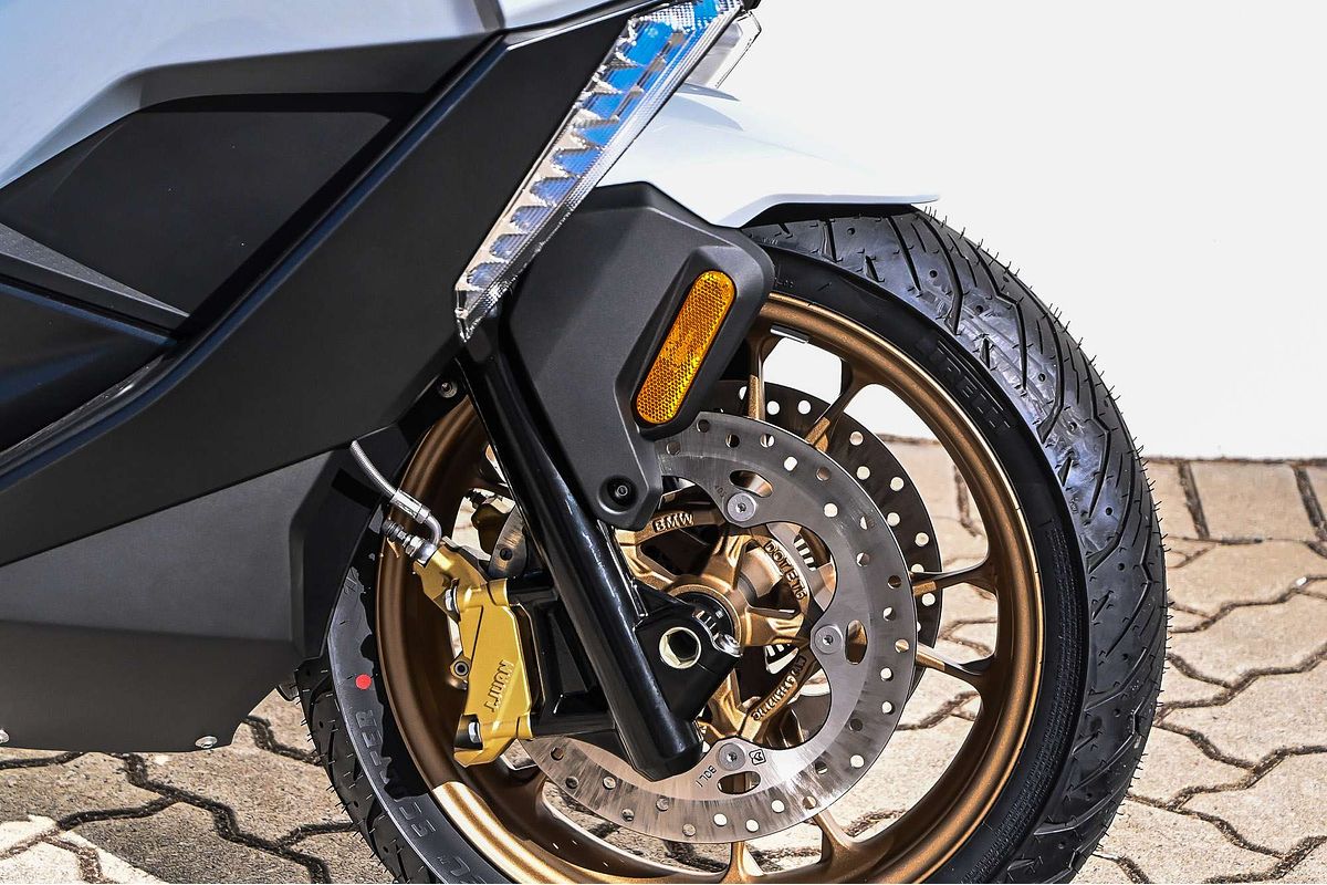 2024 BMW Motorcycles C Series