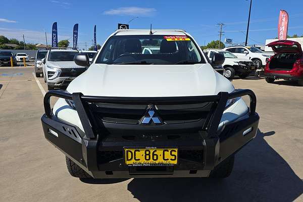 2021 Mitsubishi Triton GLX MR 4X4